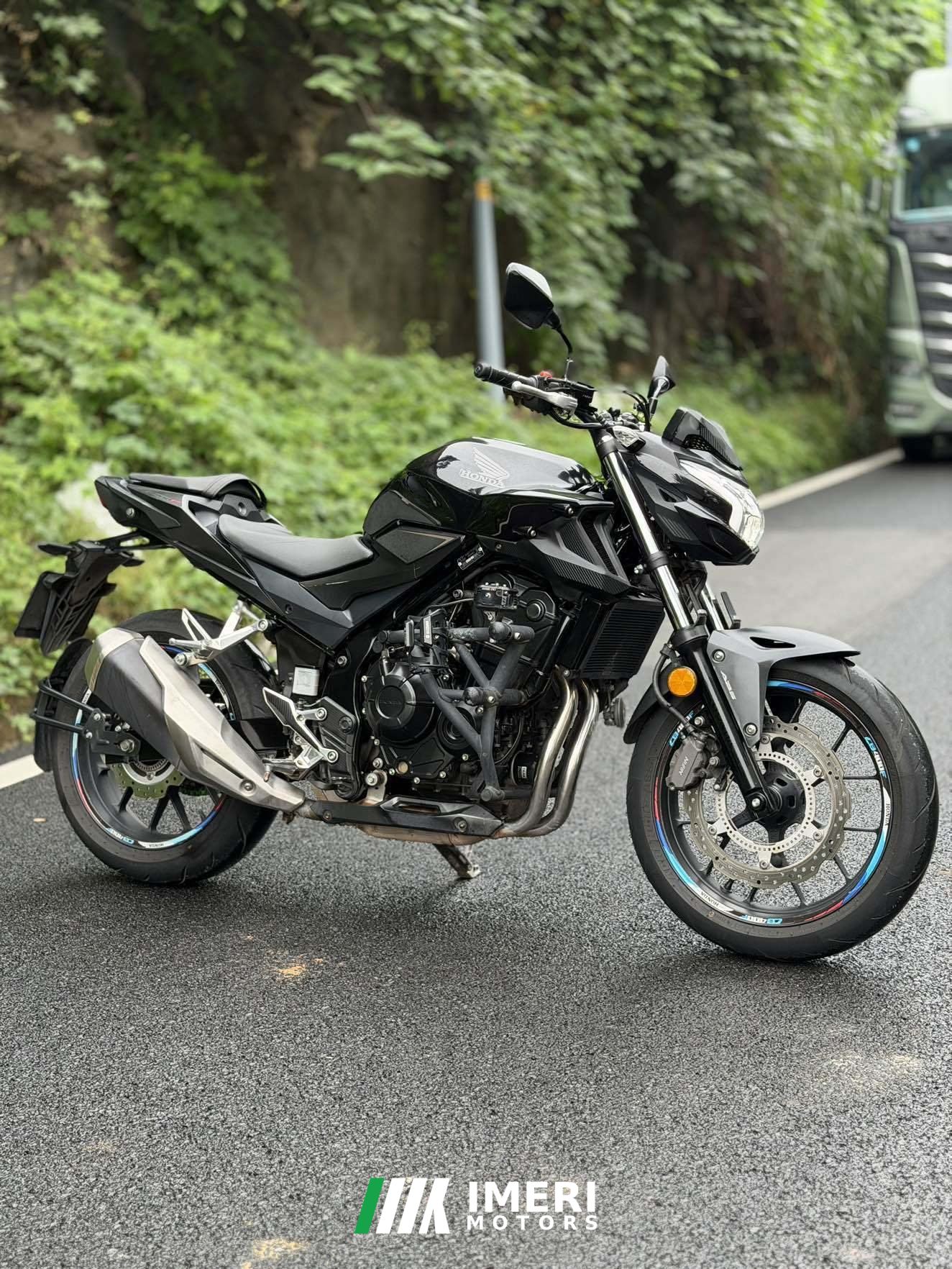 2022 Honda CB400F