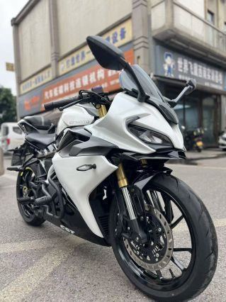 2023 CFMOTO 250SR