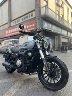 Benda Challenger 300 - ფოტო 1
