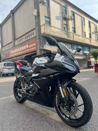 2023 CFMOTO 250SR