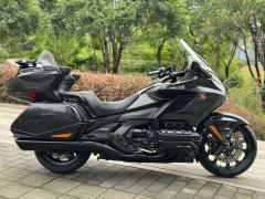 Honda Gold Wing GL1800 - ფოტო 2
