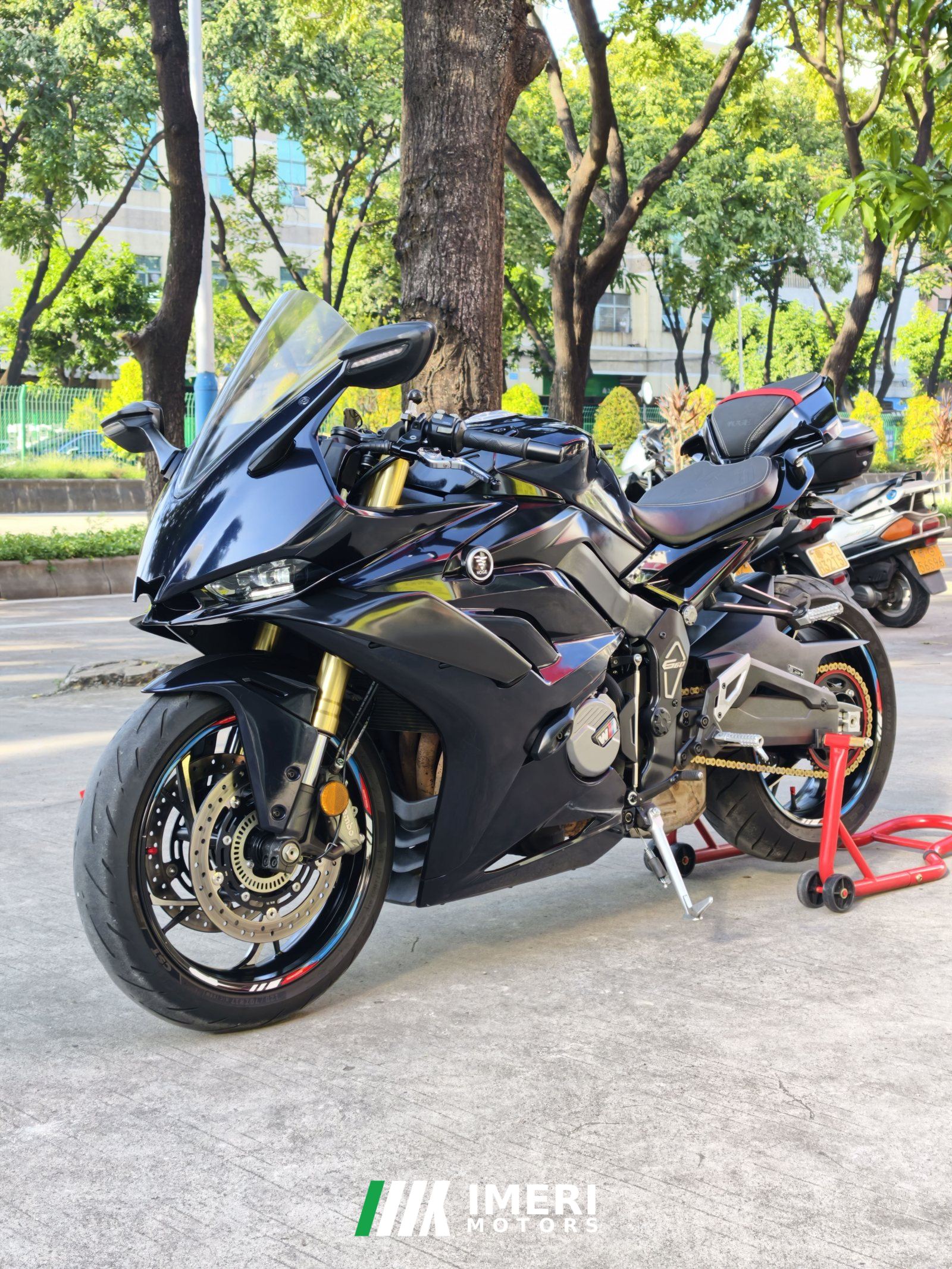 2024 Voge RR660S