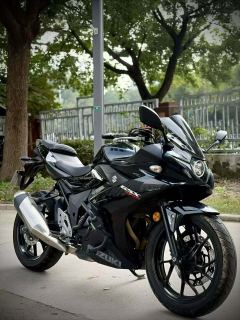 Haojue Suzuki GSX250R - photo 3