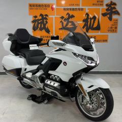 Honda Gold Wing GL1800 - ფოტო 1