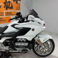 Honda Gold Wing GL1800 - ფოტო 2