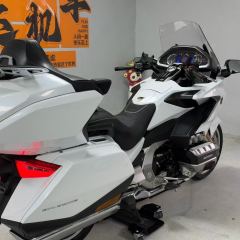 Honda Gold Wing GL1800 - ფოტო 5