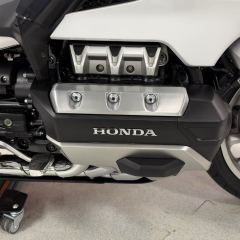 Honda Gold Wing GL1800 - ფოტო 7