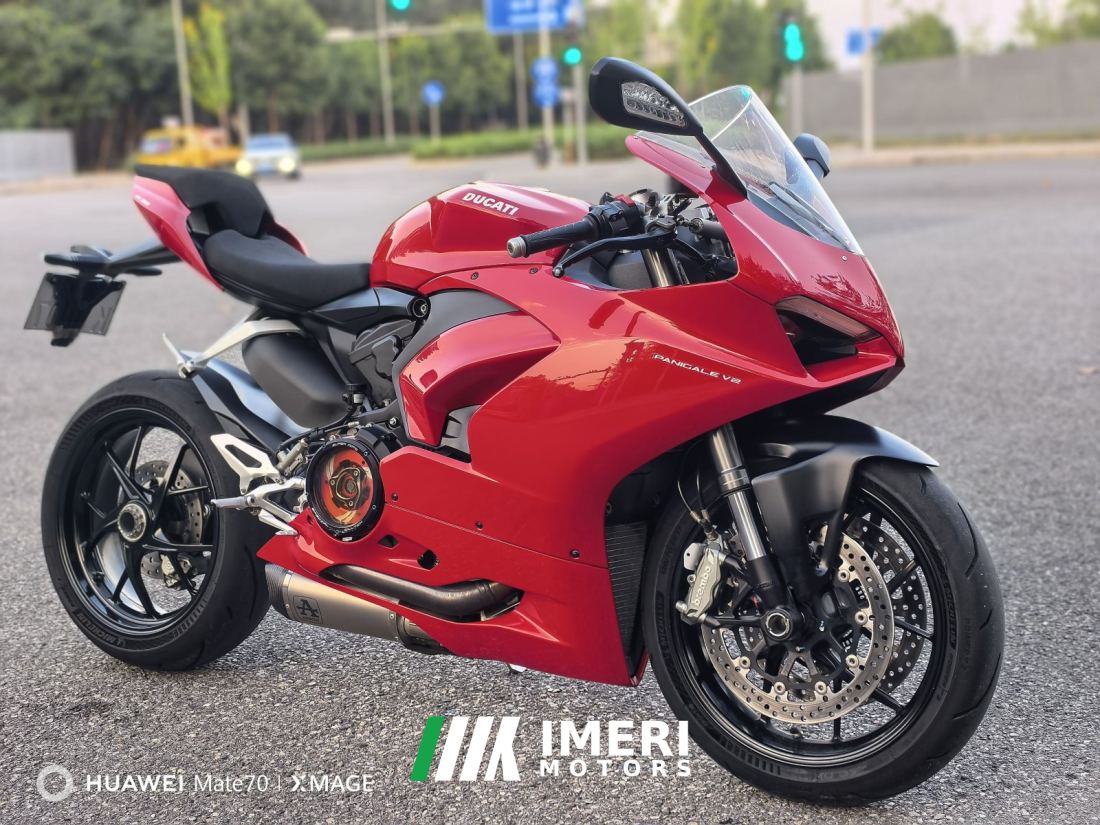 Ducati Panigale V2 955 cc - motorcycle from China