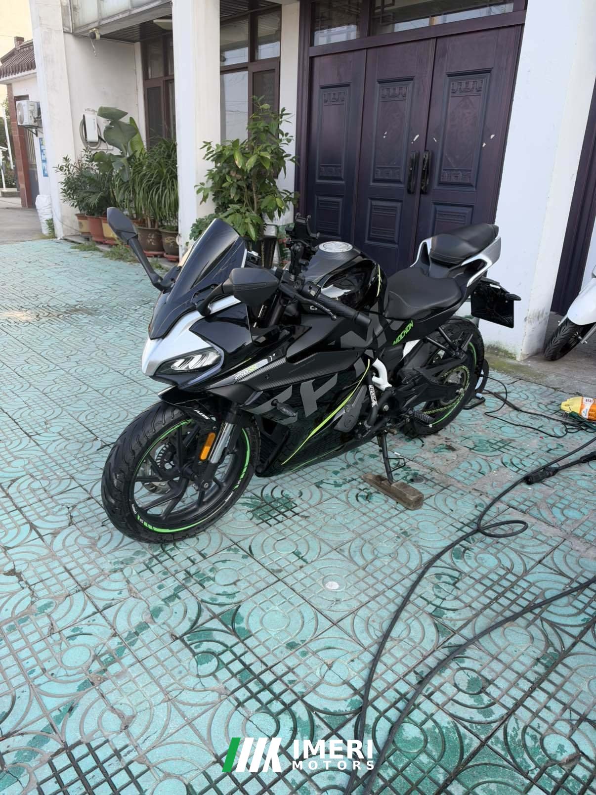 2022 CFMOTO 250SR