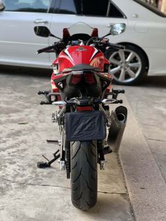 Honda CBR400R - photo 8