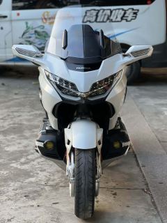 Honda Gold Wing GL1800 - photo 5