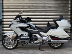 Honda Gold Wing GL1800 - photo 8