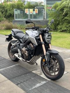 Honda CB650R - ფოტო 1