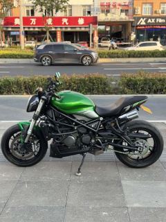 Benelli 752S 750 cc - ფოტო 4