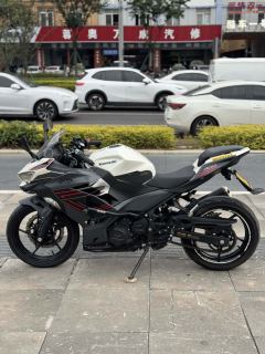 Kawasaki Ninja 400 - фото 4