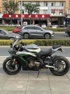 QJMOTOR Sai 600 - ფოტო 4