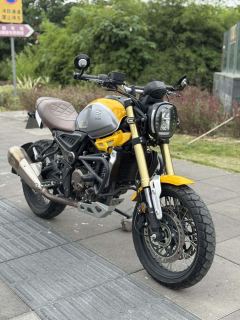 Voge 300AC - ფოტო 1