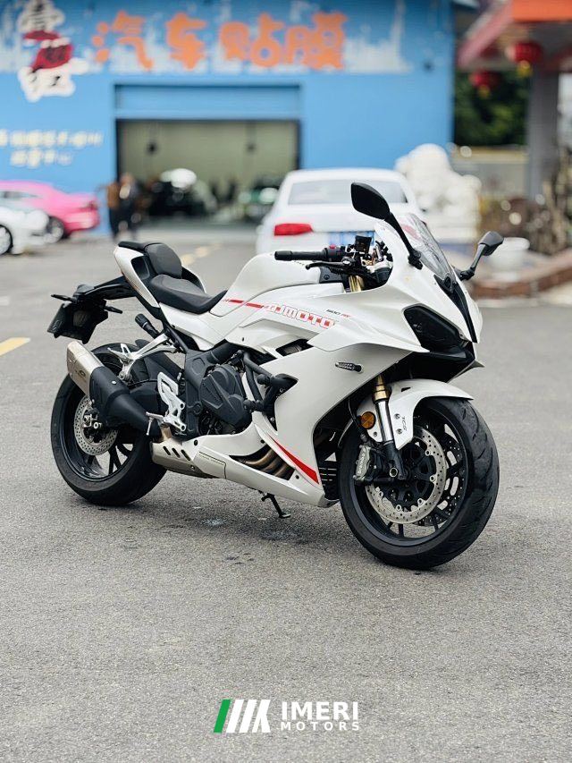 QJMOTOR Sai 600 680 cc - motorcycle from China