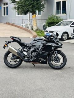Kawasaki ZX-4R 400 cc - фото 8