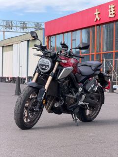 Honda CB650R - photo 3