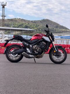 Honda CB650R - photo 7