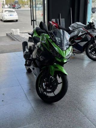 2022 Kawasaki Ninja 400