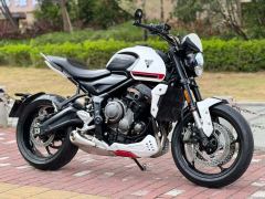 Triumph Trident 660 - ფოტო 1