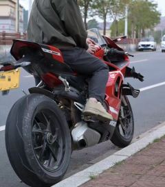 Ducati Panigale V4 1100 cc - photo 4