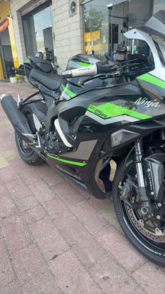 Kawasaki Ninja ZX-6R 650 cc - photo 2