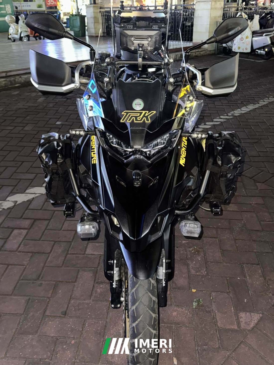 Benelli TRK552 550 cc - მოტოციკლი ჩინეთიდან
