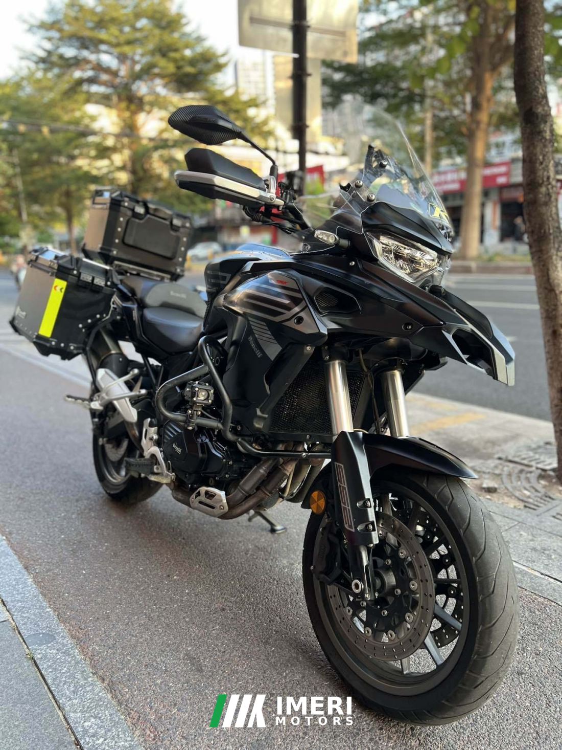 Benelli TRK552 550 cc - motorcycle from China
