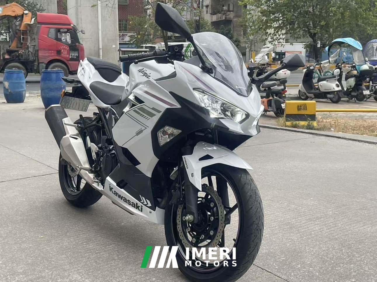 2023 Kawasaki Ninja 400