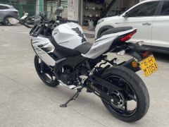 Kawasaki Ninja 400 - ფოტო 8