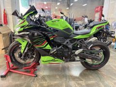 Kawasaki ZX-4R 400 cc - фото 5