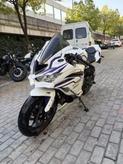 Kawasaki ZX-4R 400 cc - фото 4