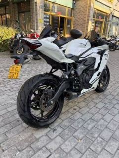 Kawasaki ZX-4R 400 cc - фото 9