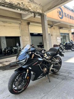 Honda CBR650R - ფოტო 4