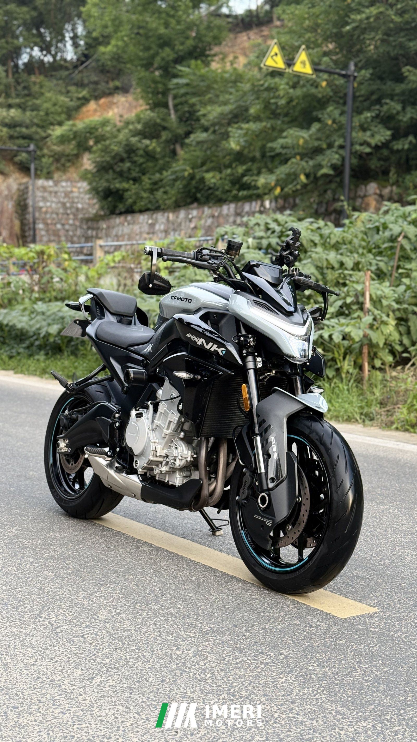 2025 CFMOTO 675NK