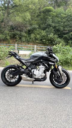 CFMOTO 675NK - фото 3