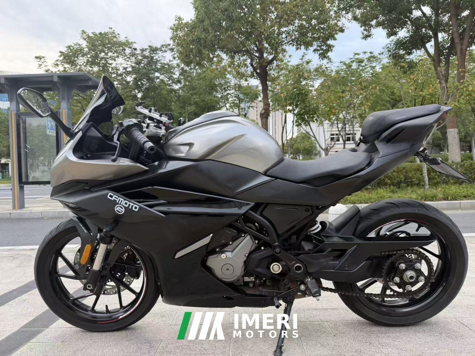 2023 CFMOTO 250SR