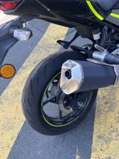 Kawasaki Ninja 400 - ფოტო 4