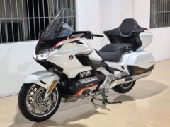 Honda Gold Wing GL1800 - ფოტო 1