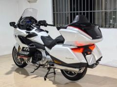 Honda Gold Wing GL1800 - ფოტო 4
