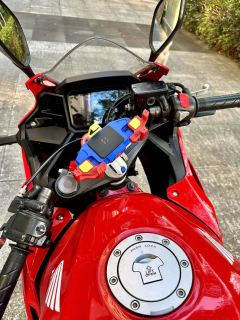 Honda CBR400R - ფოტო 4