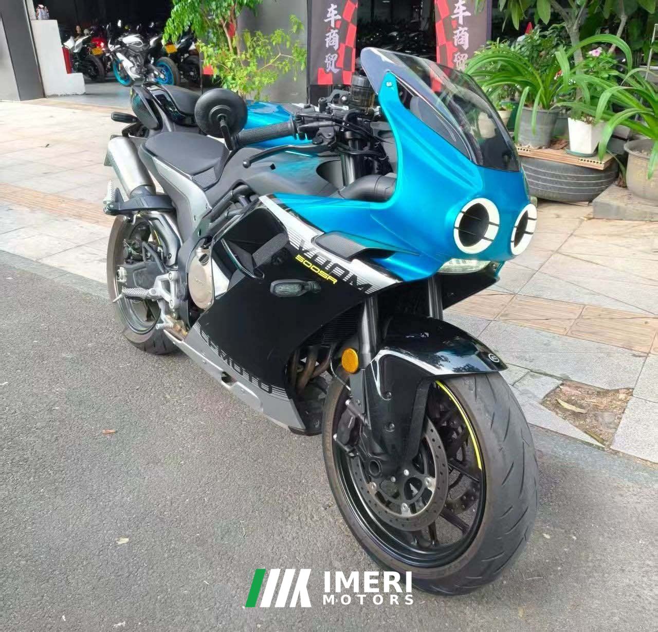 2025 CFMOTO 500SR VOOM