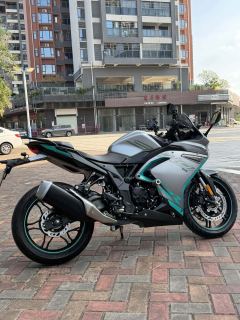 Voge 300RR - ფოტო 4