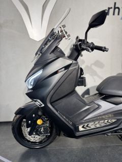 SYM Joymax Z 300 - фото 8