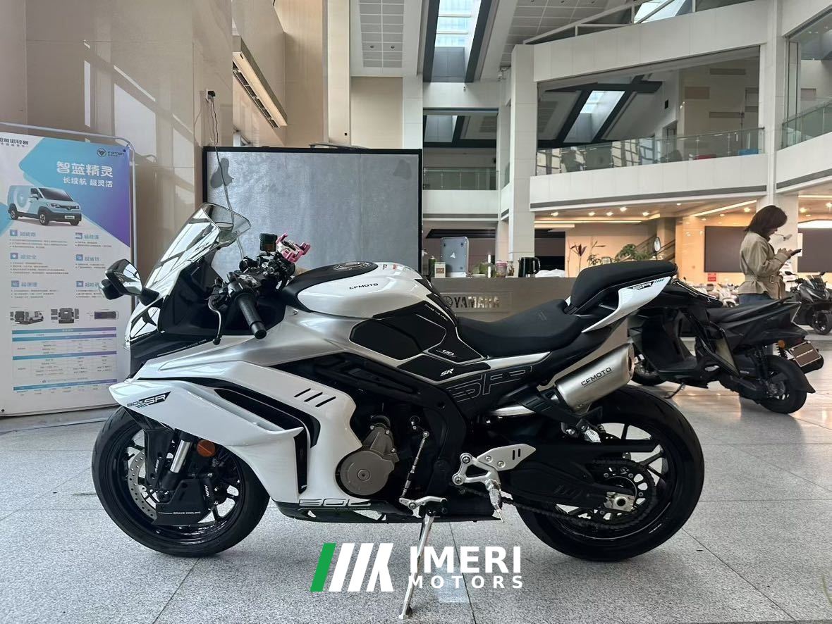 2026 CFMOTO 500SR