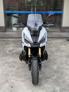 Honda X-ADV 750 - ფოტო 1