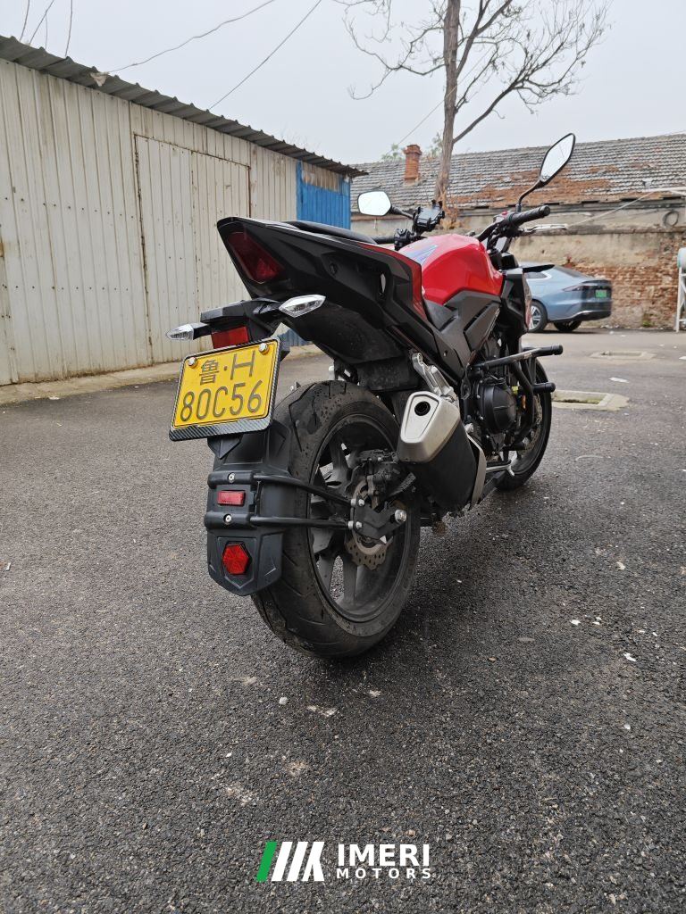 2025 Honda CB400F